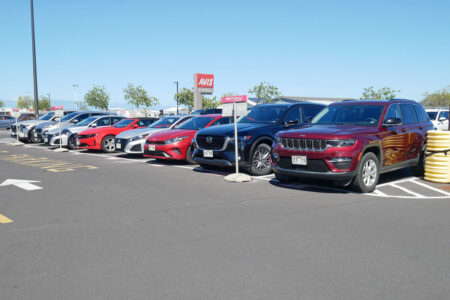 エイビス KOA 駐車場