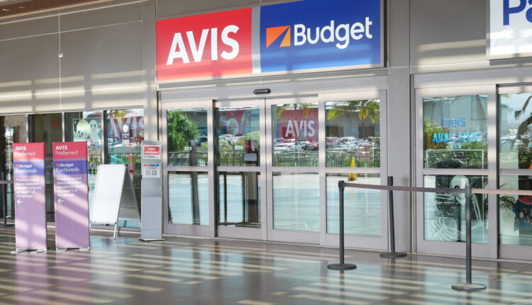 バジェットレンタカー カフルイ空港店