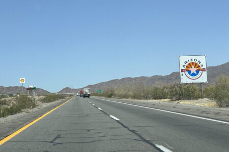 la to phx on i-10