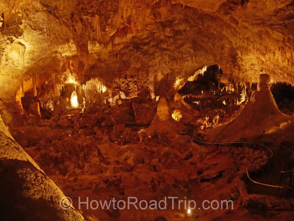 Carlsbad Caverns big room trail